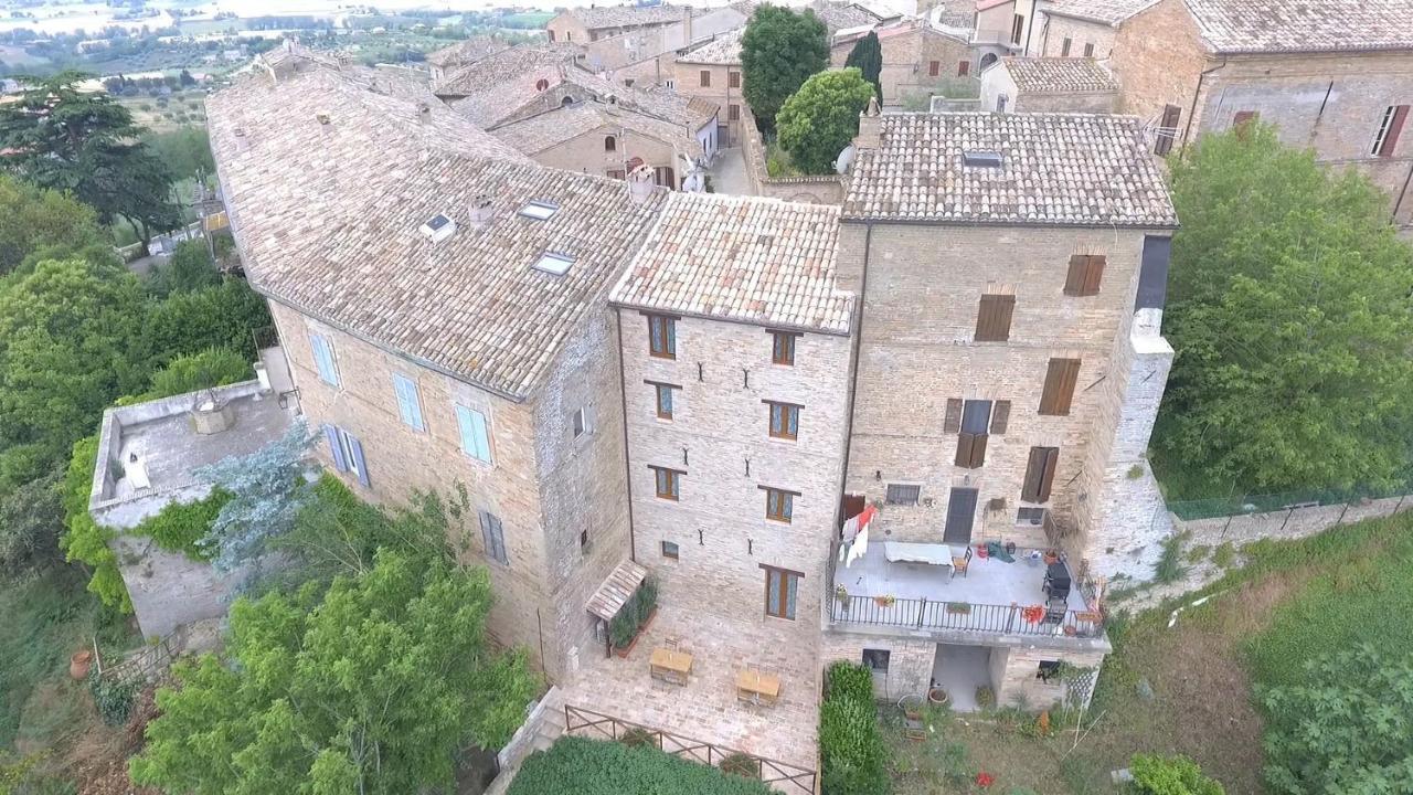 Il Castello Affittacamere Montecosaro  外观 照片