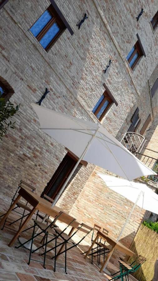 Il Castello Affittacamere Montecosaro  外观 照片
