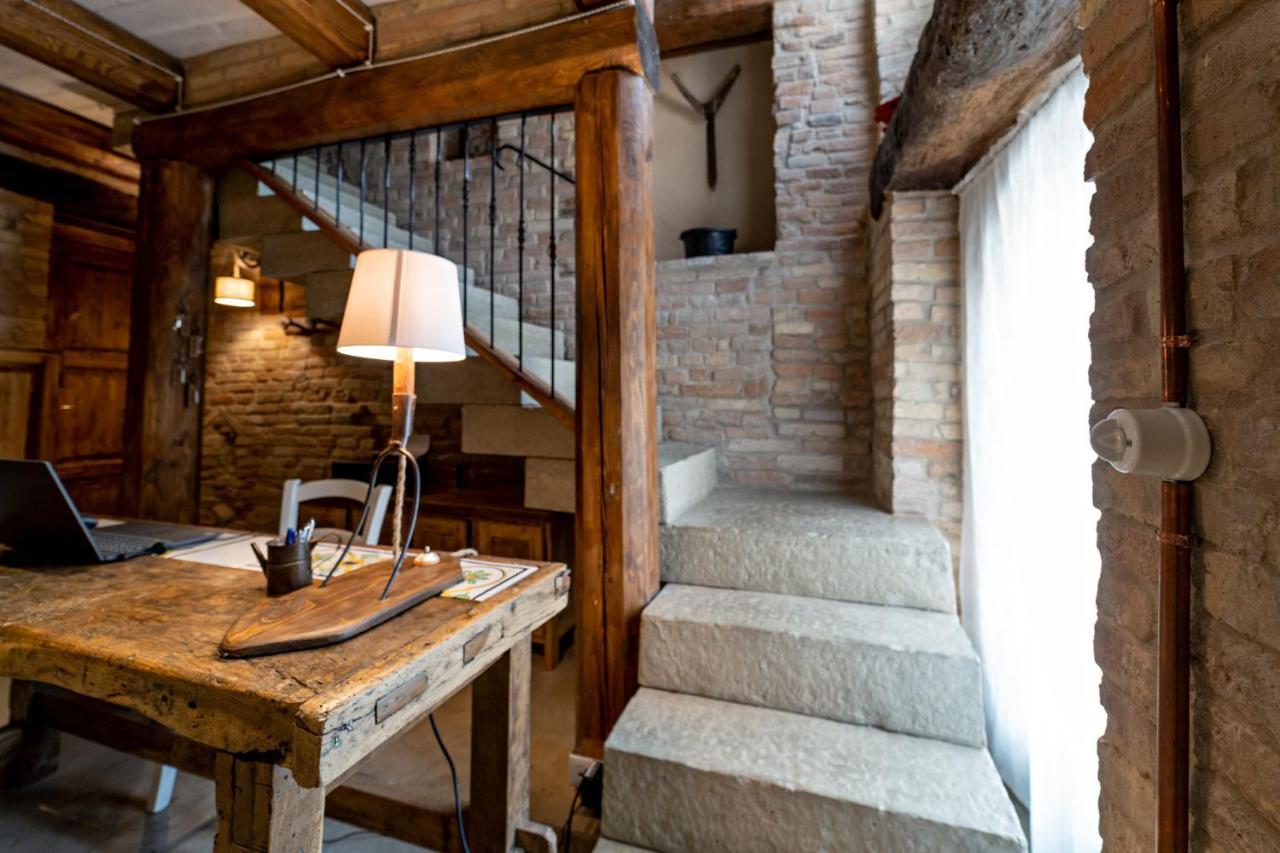 Il Castello Affittacamere Montecosaro  外观 照片